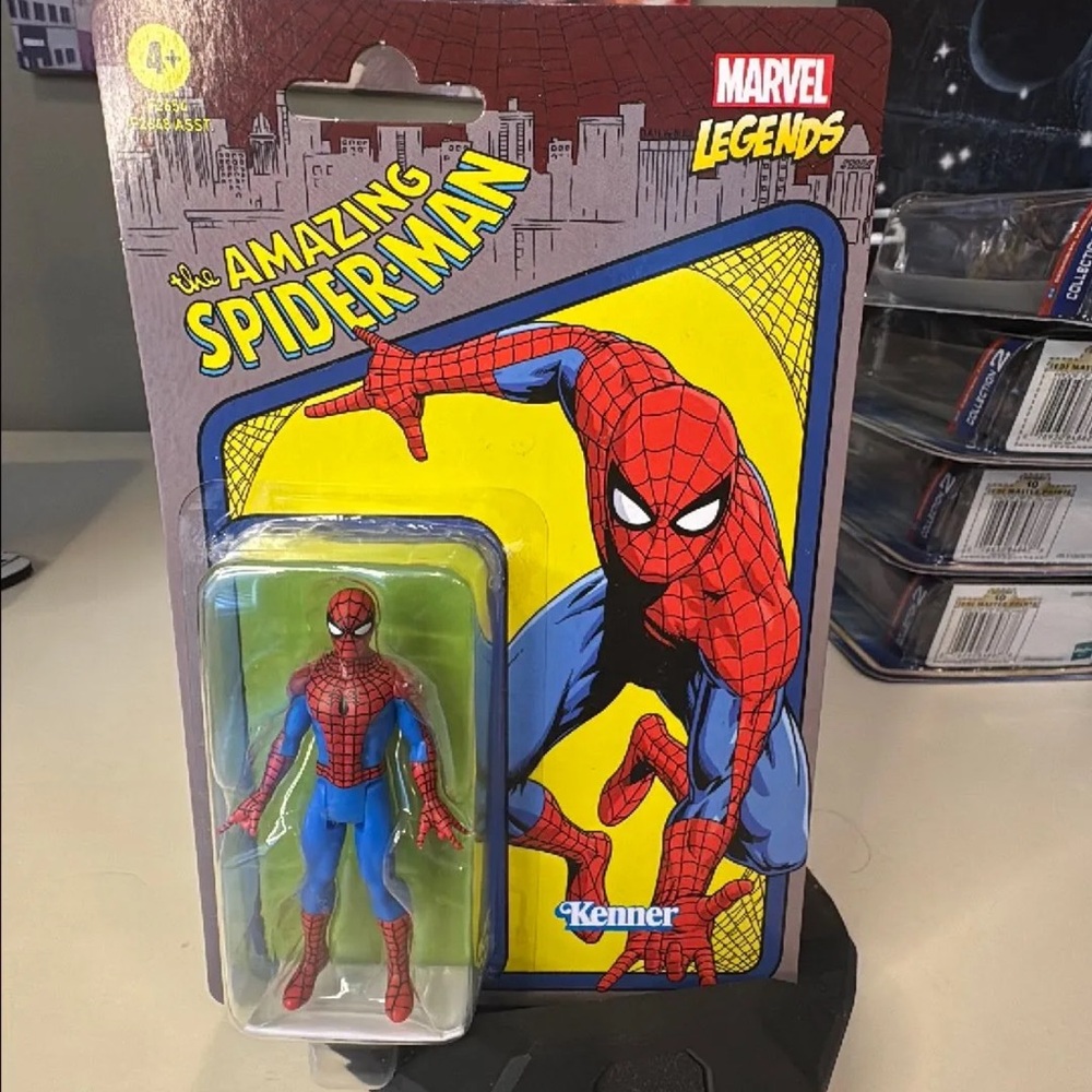 Marvel Legends The Amazing Spider-Man Figure - Red and Blue